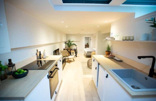 Chorlton-cum-Hardy Apartment | Entire condo hosted by Jules