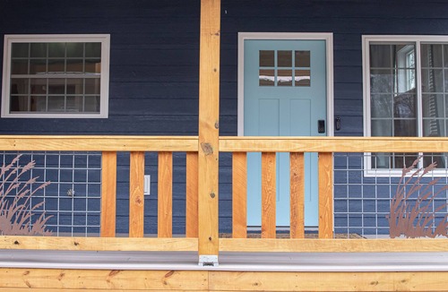 Blossvale Cottage | Entire Cottage in Sylvan Beach