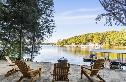 Sunrise Beach Cottage | Entire Cottage with Gorgeous Sunset Views