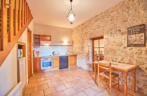 Vagnas Apartment | ENTIRE DOMAINE - 45 pers