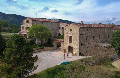 Vagnas Apartment | ENTIRE DOMAINE - 45 pers