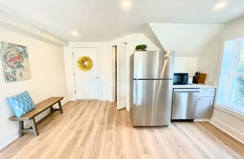 Bar Harbor Apartment | Entire Downtown House -Four - Two bedroom suits