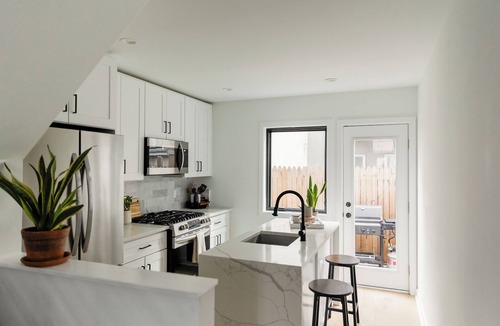 Fairmount House | Entire Fairmount Home With Skyline View