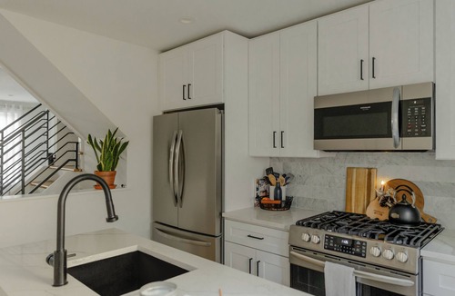 Fairmount House | Entire Fairmount Home With Skyline View