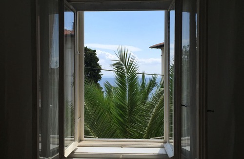 Lovran Apartment | Entire floor (120 sqm) in an old Villa