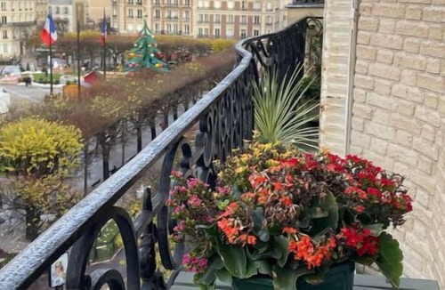 Levallois-Perret Apartment | Entire friendly and family apartment.