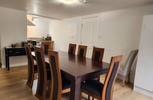 Birkenhead House | Entire Ground-floor: Spacious 145m2