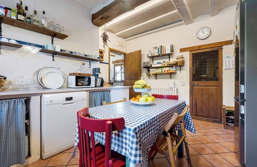 Montblanc House | Entire holiday home 'Mas De L'Arlequi' with Mountain View, Private Pool and Wi-Fi