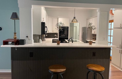 Mead House | Entire Home! Fantastic Kitchen! 3 Full Baths