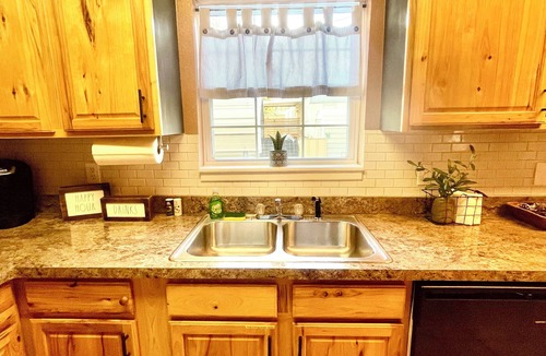 South Coffeyville House | Entire home in South Coffeyville, Oklahoma