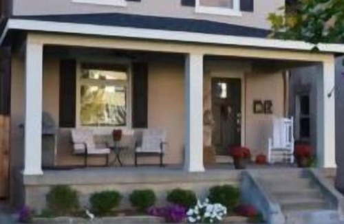 Clifton House | Entire Home in the PERFECT Location! UC & Downtown