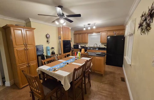 Trinity House | Entire home in Trinity, Canada