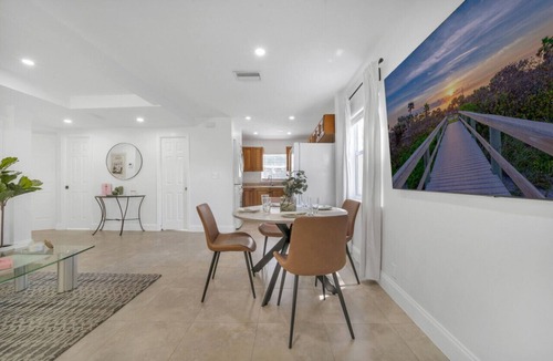 Grandview Heights Apartment | Entire Home in City-Place, Convention Center
