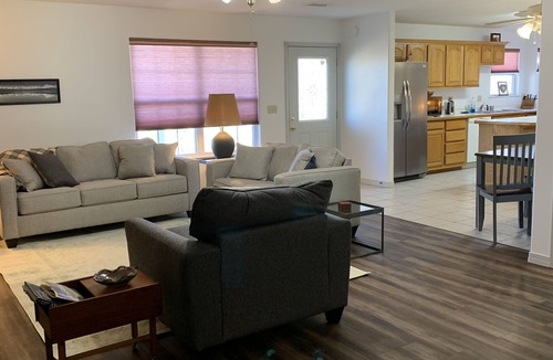 Berryville House | Entire home located near Eureka Springs, Branson and Northwest Arkansas Corridor