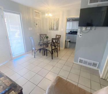 El Paso Apartment | Entire Home Near Cordova Intl Bridge