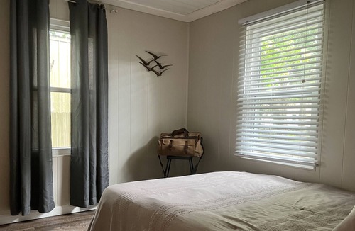 Port Neches House | Entire home w/king bed & carport near Neches River