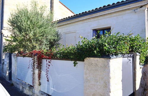 Lormont House | Entire house - 2 double bedrooms