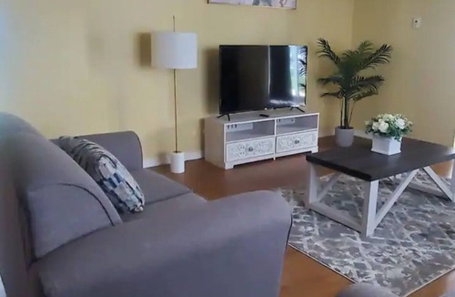 Wiarton House | Entire House by beautiful Georgian Bay
