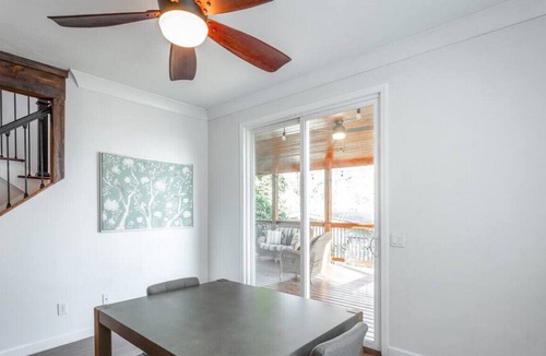 Northside House | Entire house downtown/Sleeps 16