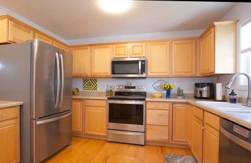 Newburgh House | Entire House For Rent