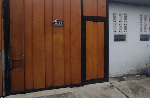 Genteng House | Entire House for your privacy & convenience