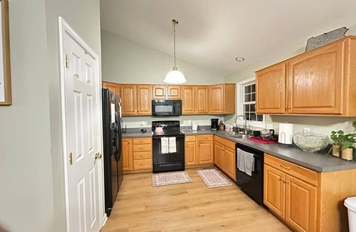 State College House | Entire House in State College