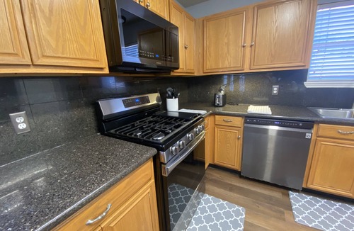 Clodine House | Entire house, near Bellaire, easy access to major highways.
