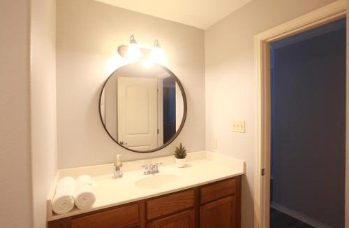 Corpus Christi House | Entire House - Spacious 3 Bedroom on the Island