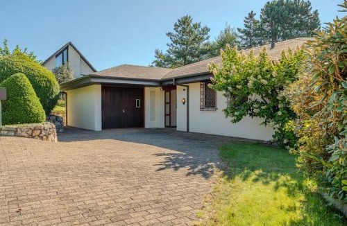 Neerach Apartment | Entire House, Terrace, Garden, BBQ, 3 TVs - Zurich Villa