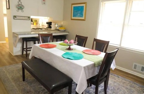 Griffin House | Entire house with 3 bedroom/1.5 bath