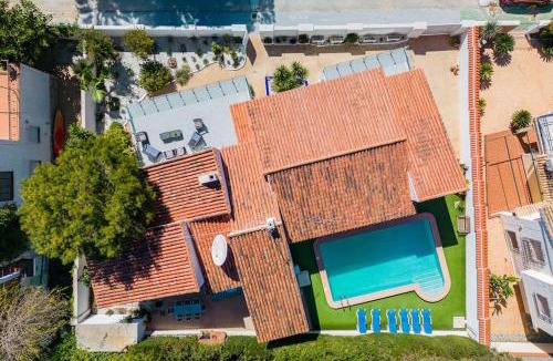 Dehesa de Campoamor Villa | Entire Large Villa next to Award-winning beach
