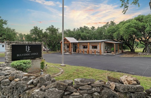 Bulverde House | Entire Lodge