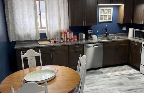 Fargo Apartment | Entire lower level just off Interstate, free breakfast, 1,100 Sq Ft