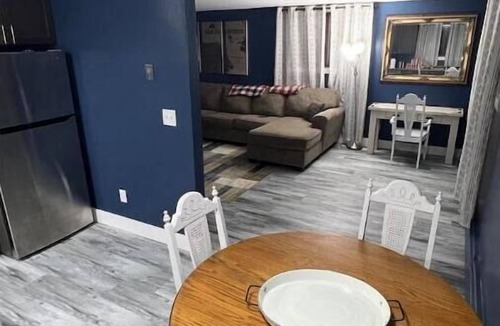 Fargo Apartment | Entire lower level just off Interstate, free breakfast, 1,100 Sq Ft