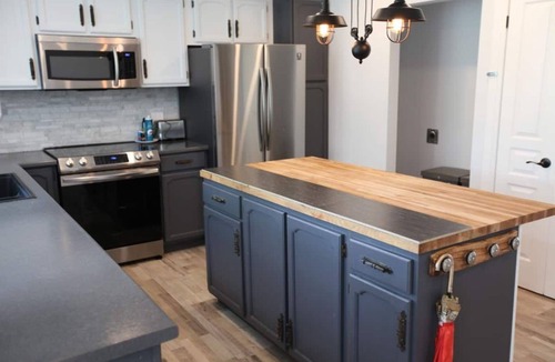 Marmora Cottage | Entire Luxurious Waterfront Peninsula Cottage