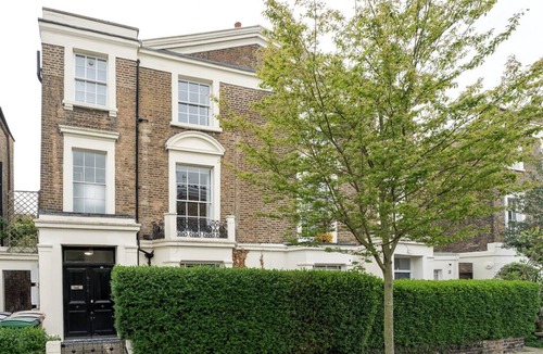 Cantelowes Apartment | Entire Modern & Bright Camden Town Flat