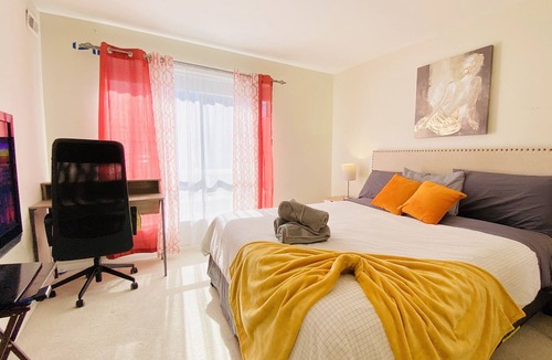 Aspen Hill Condo | Entire place with parking wifi laundry