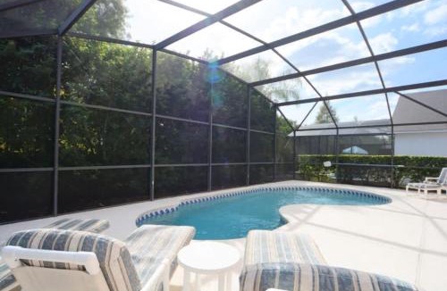 Lake Berkley House | Entire Pool Home Near Disney Resort Amenities