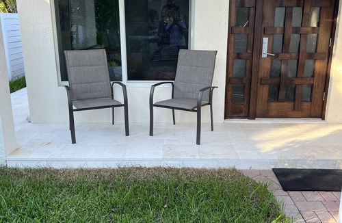 Oakland Park House | Entire Pool House Close to Beach
