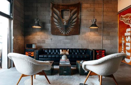 Marfa Hotel | Entire Private Boutique Motel w Courtyard and Sauna