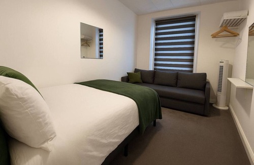 Kings Cross St. Pancras House | Entire Private Flat in Central London