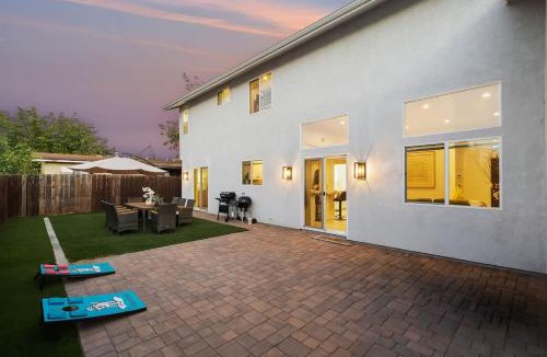 Bostonia House | Entire Private Home with 3 Bedrooms 2 Bathrooms, with Garage, Gated Yard, King Bed House, Available Now
