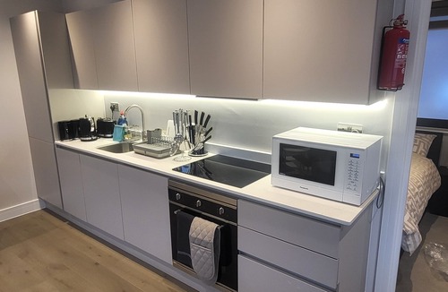 Reigate Apartment | Entire Reigate Apartment hosted by Pius