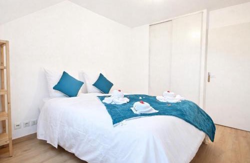 Chelles Villa | Entire Renovated House - Paris & Disneyland - Chemin de Bazille