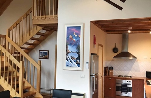 Merrijig House | Entire residential home