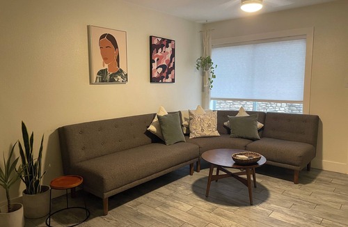 South River City Condo | Entire South Congress Condo- Walk to the best attractions in Austin!
