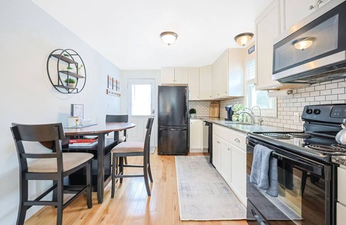 Kenyon House | Entire South Kingstown Home