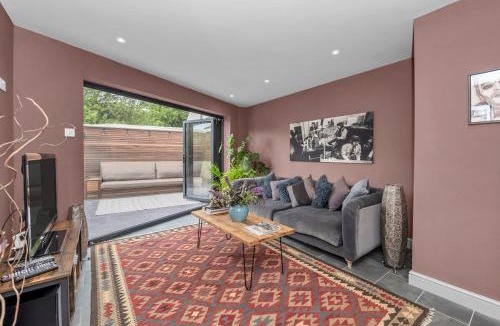 Bury St Edmunds House | Entire spacious house in BSE