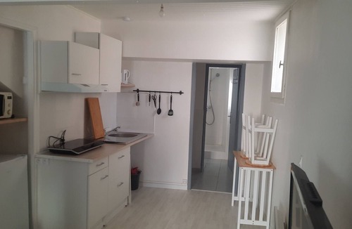 Cazouls-les-Beziers Apartment | Entire studio rental