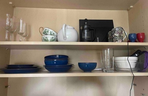 Westcliff-on-Sea Apartment | Entire Studio with private parking and balcony